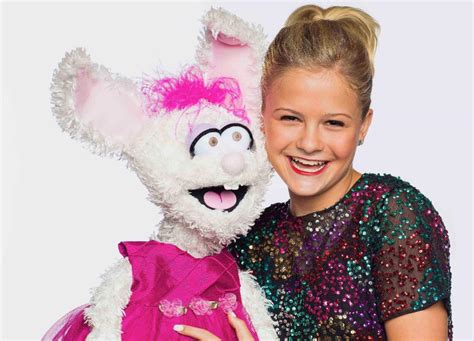 Darci Lynnes Profile, Net Worth, Age, Height,。